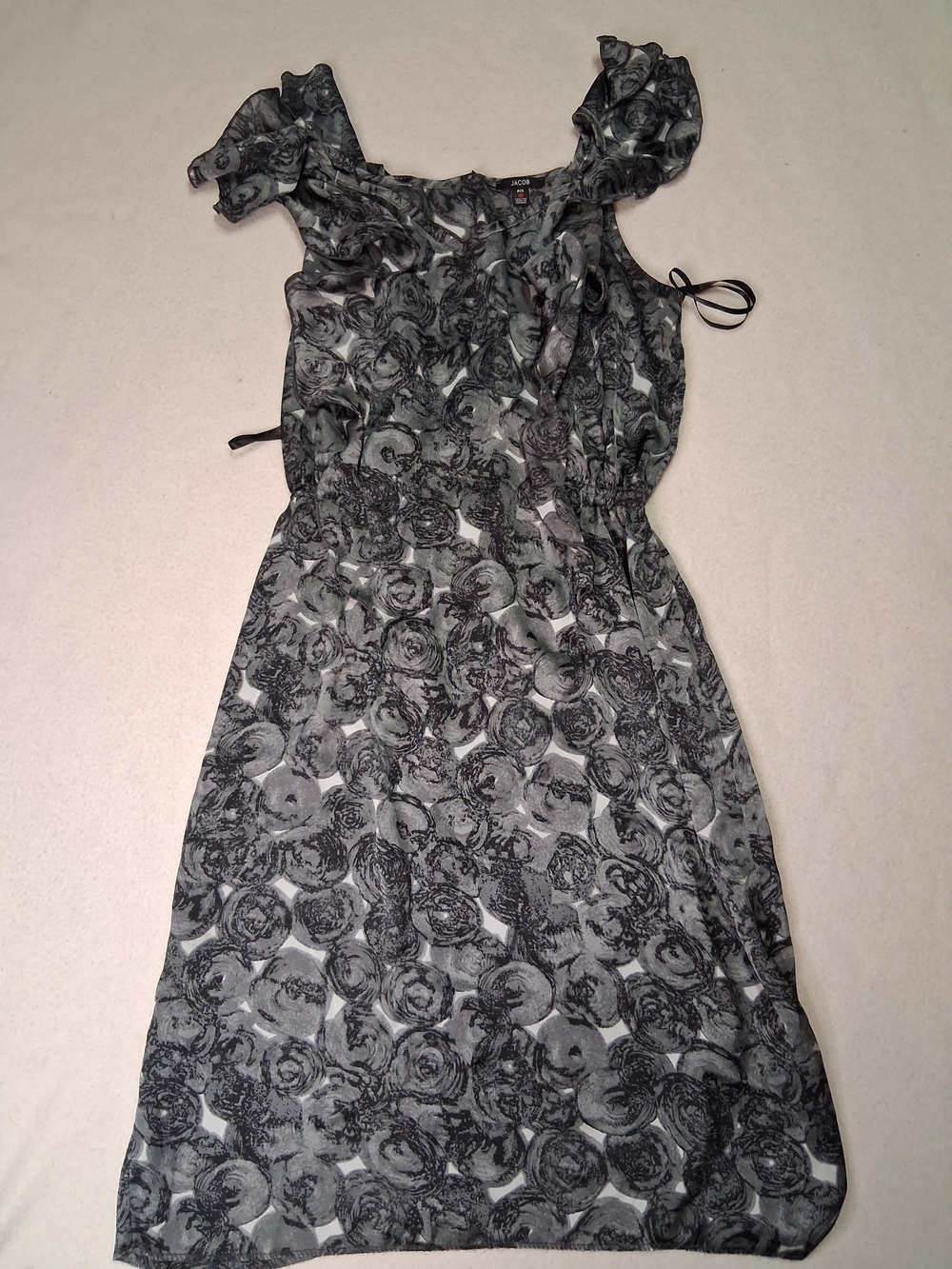 4/20$ Jacob Gray Floral Ruffle-Shoulder Midi Dress